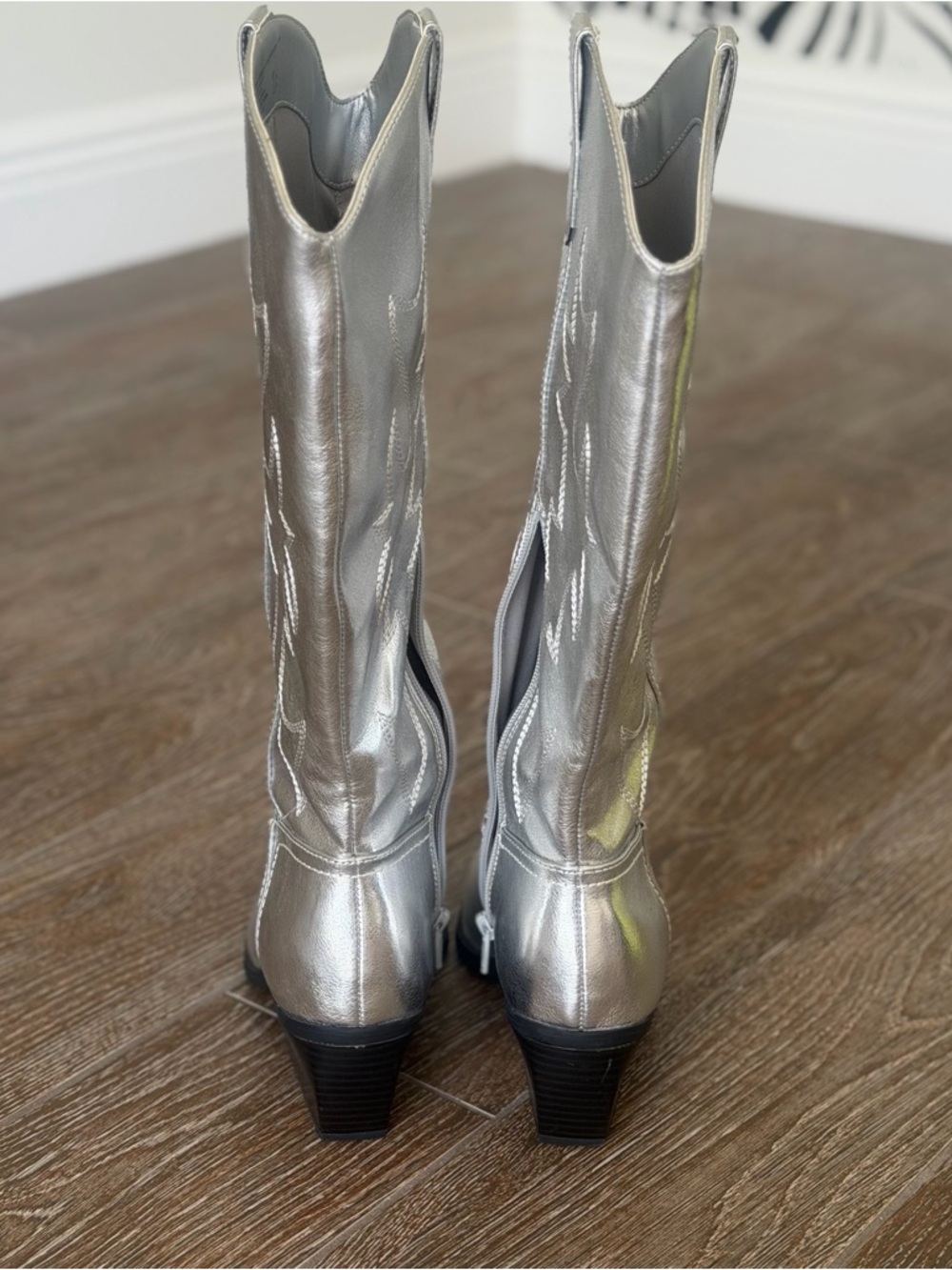 Madden NYC Tall Silver Women's Western Cowboy Boots - Picture 3 of 7